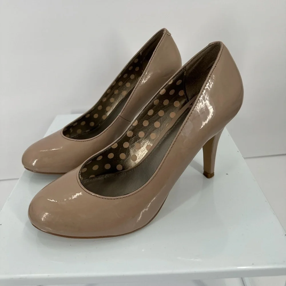 Fergalicious By Fergie Vintage Heels Size 6.5